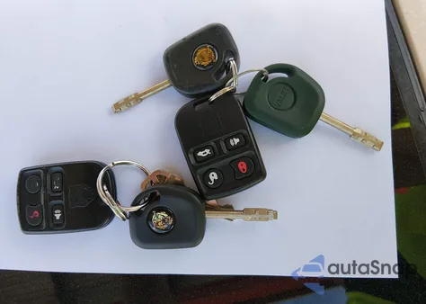 2000 Jaguar S-Type 4.0L V8 из США, поврежденный, VIN SAJDA01D1YGL67879